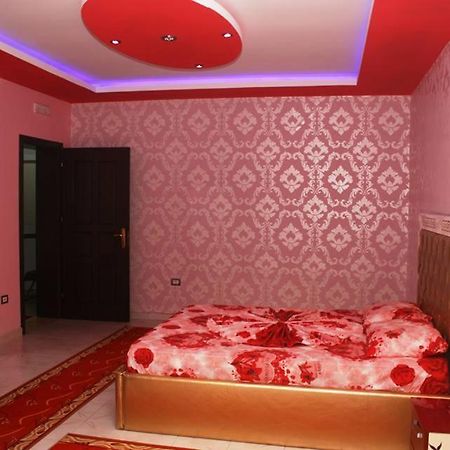 Hotel Buza New Shtoj Ngoại thất bức ảnh