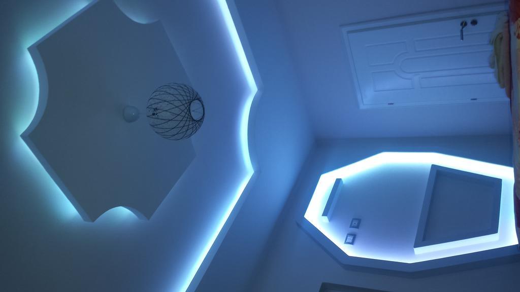Hotel Buza New Shtoj Ngoại thất bức ảnh
