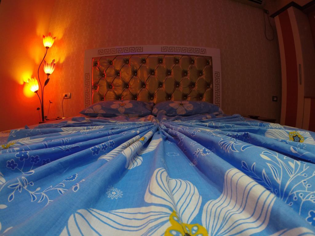 Hotel Buza New Shtoj Phòng bức ảnh