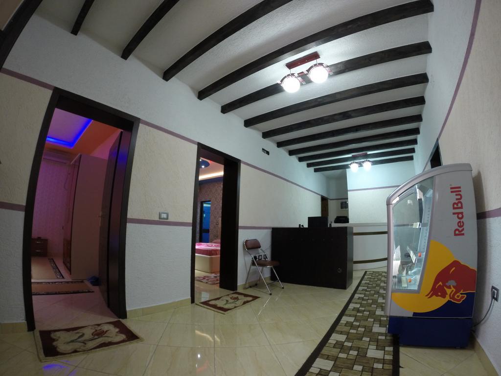 Hotel Buza New Shtoj Ngoại thất bức ảnh