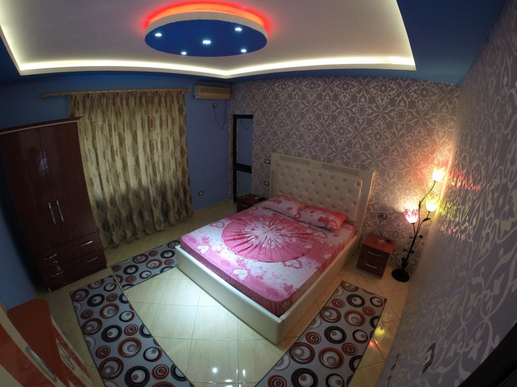 Hotel Buza New Shtoj Phòng bức ảnh