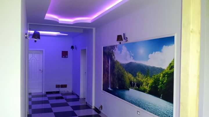 Hotel Buza New Shtoj Ngoại thất bức ảnh